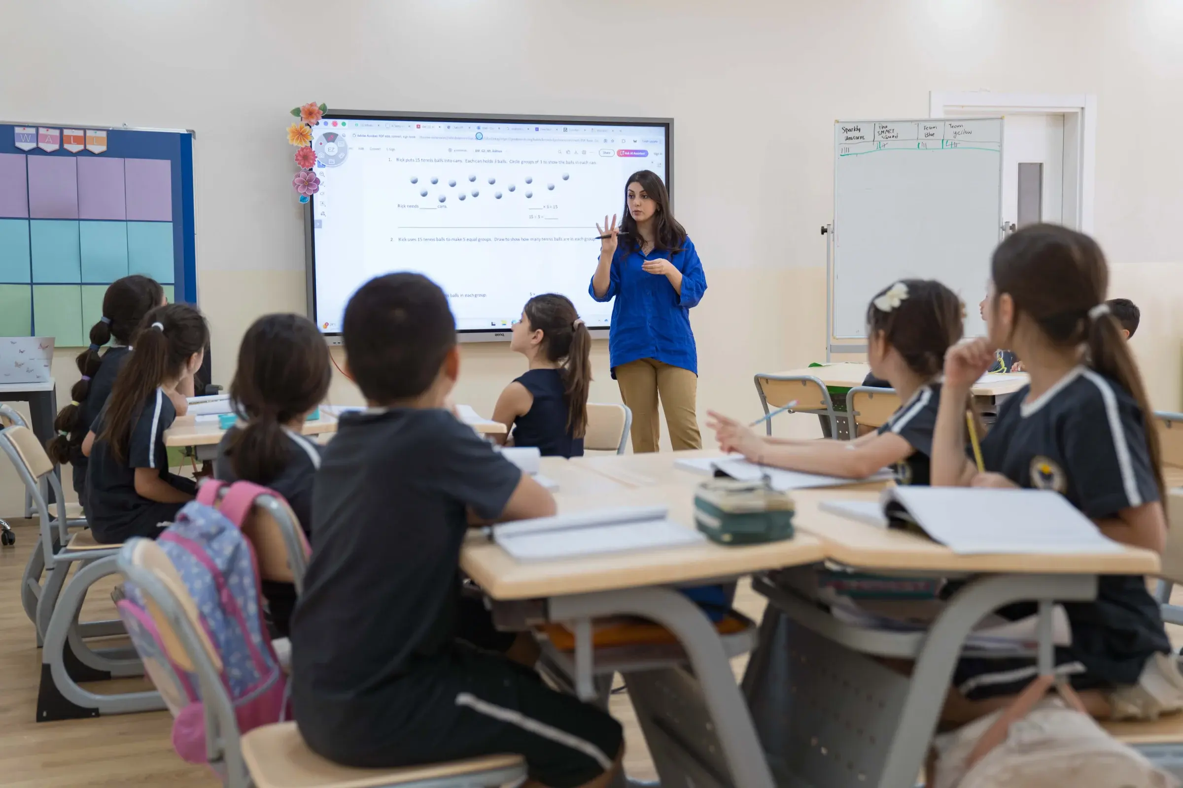 Grade 3 students learning together in an AIS classroom